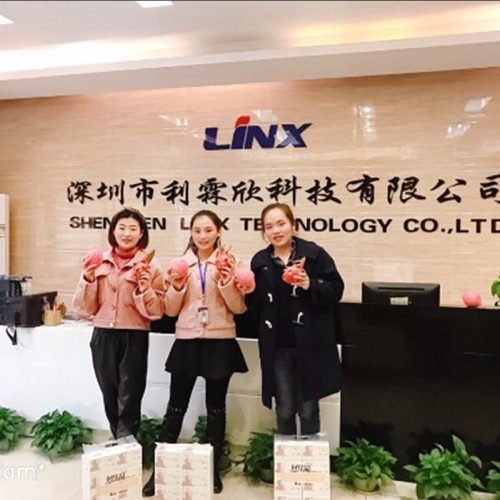 “尊重女性，关爱职工”三八女神节快乐
